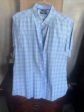 Daniel Cremieux Light Blue Plaid Short-Sleeve Button-Down Shirt